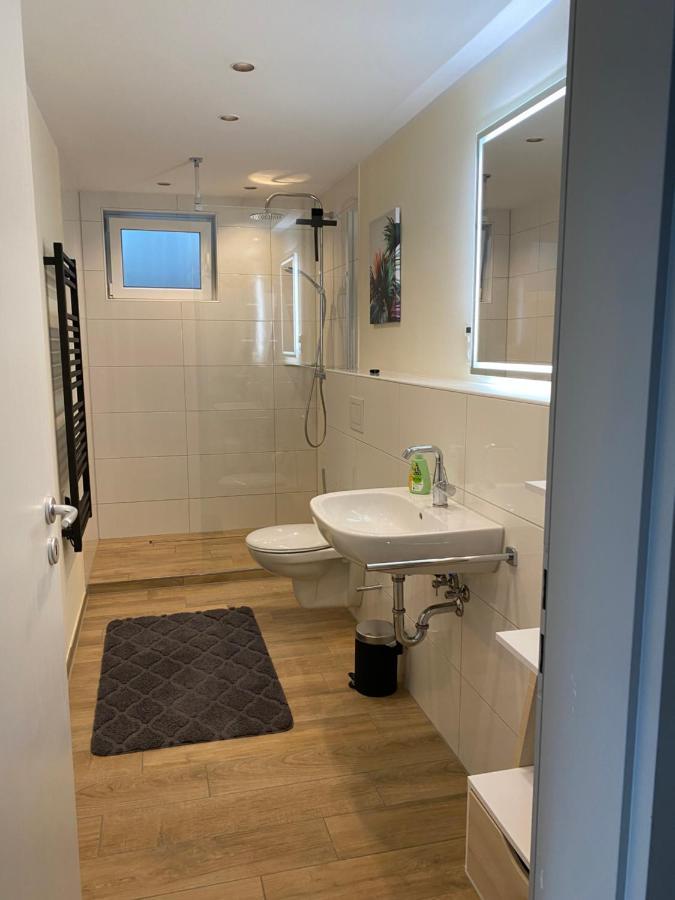 Moderne Ferienwohnung mit Retro-Charme Wulfrath Exterior foto