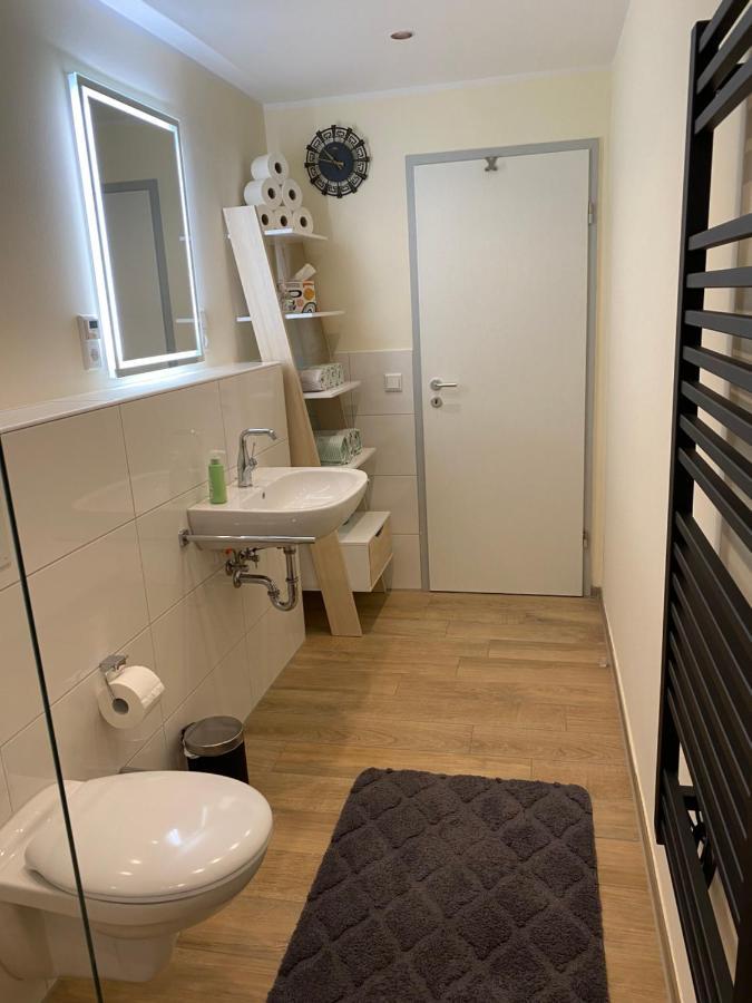 Moderne Ferienwohnung mit Retro-Charme Wulfrath Exterior foto